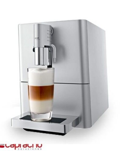 CAFETERA SUPERAUTOMÁTICA USO DOMÉSTICO